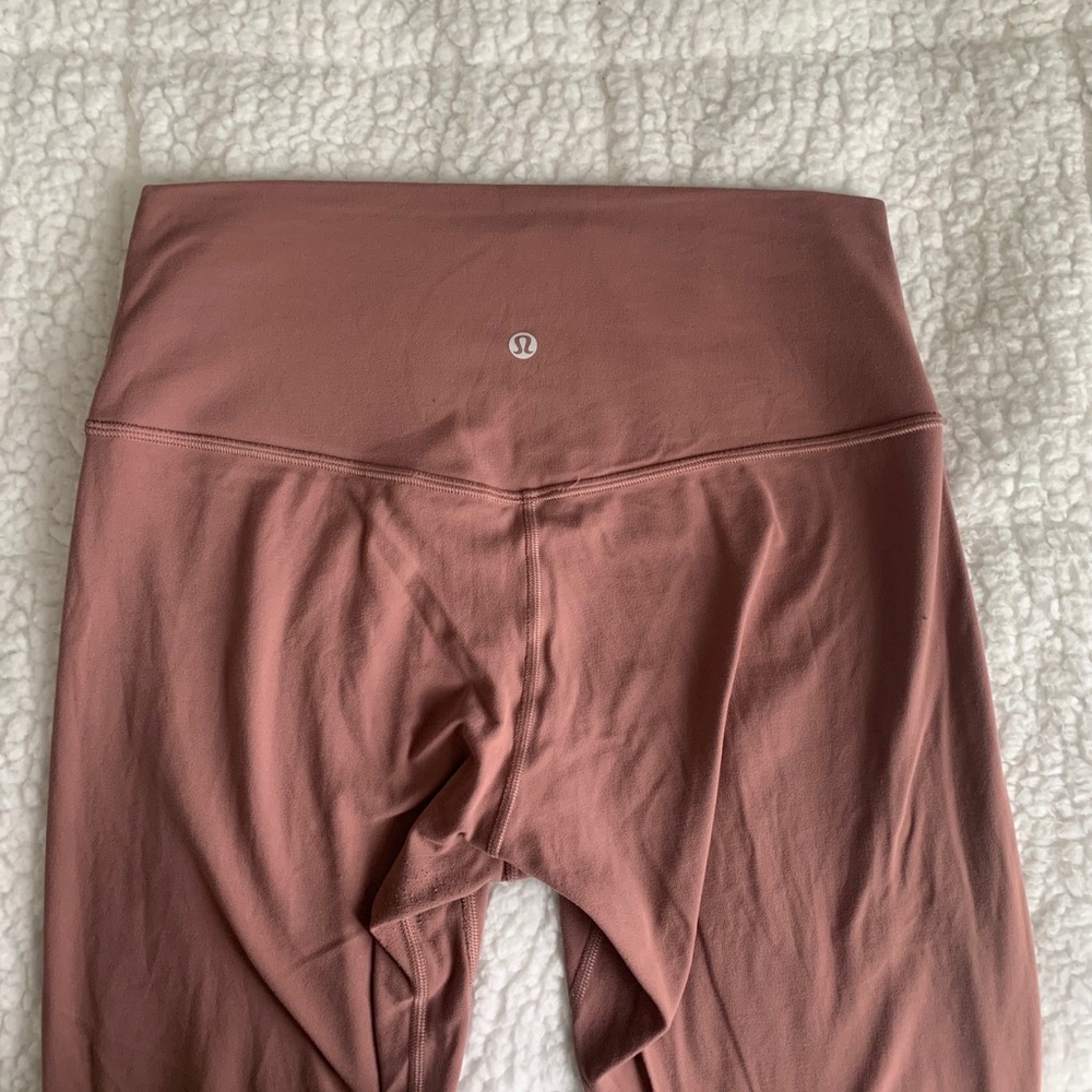 Size 10 lululemon aligns